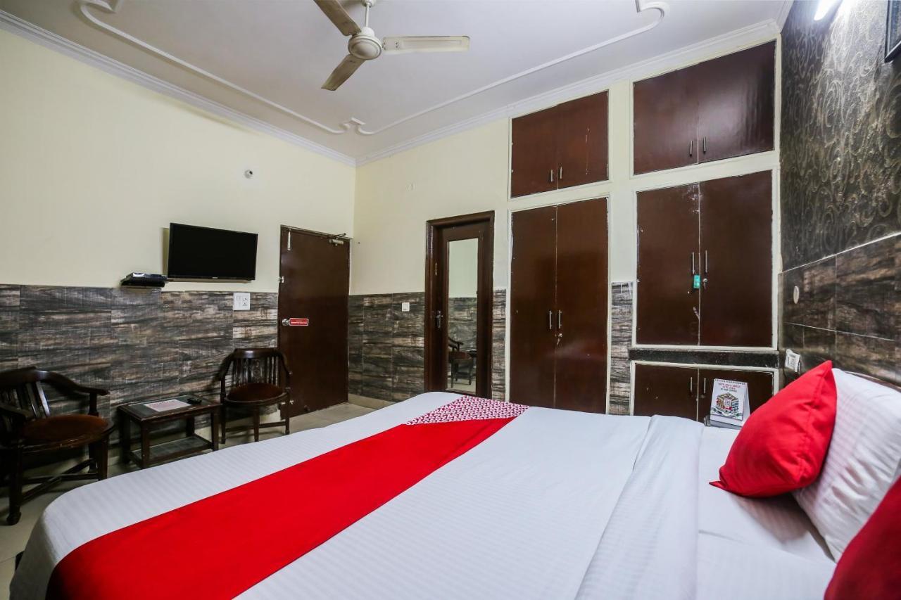 Oyo Downtown Inn Near Leisure Valley Park Gurgaon Exterior photo