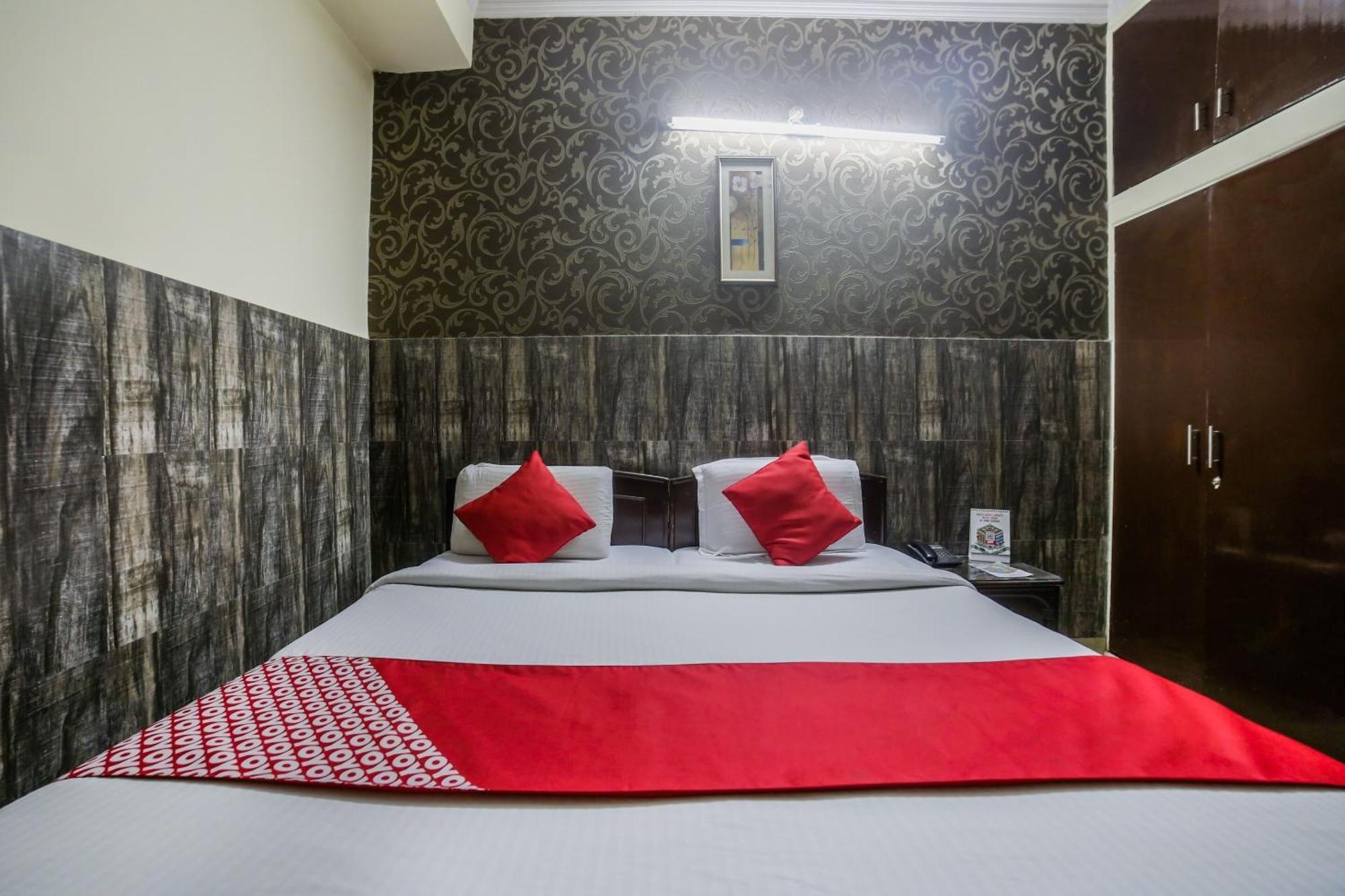 Oyo Downtown Inn Near Leisure Valley Park Gurgaon Exterior photo